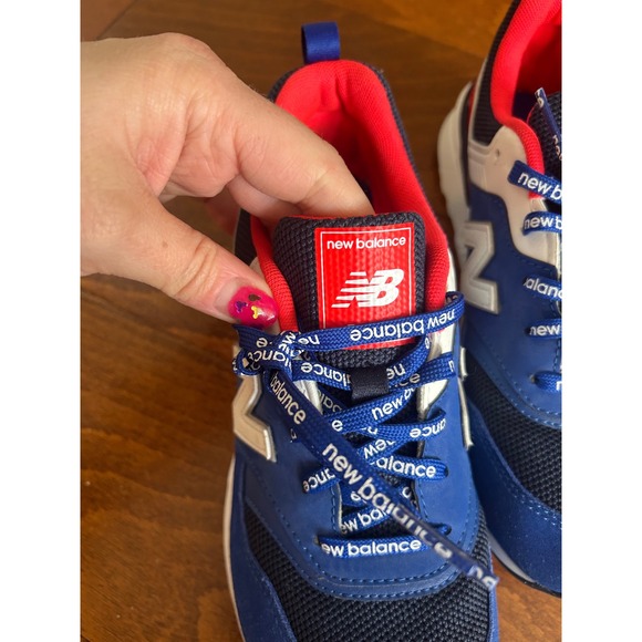 New Balance Boys/Mens Blue Red White Athletic Sneakers Shoes Team Royal Sz 5.5 M - Picture 5 of 10
